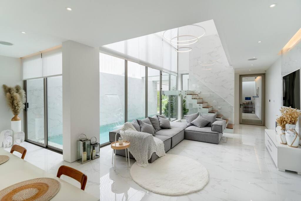 The Residence By Andaman Villa Phuket ภายนอก รูปภาพ